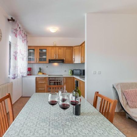 Apartments Prekalj ポレッチ エクステリア 写真