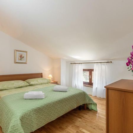 Apartments Prekalj ポレッチ エクステリア 写真