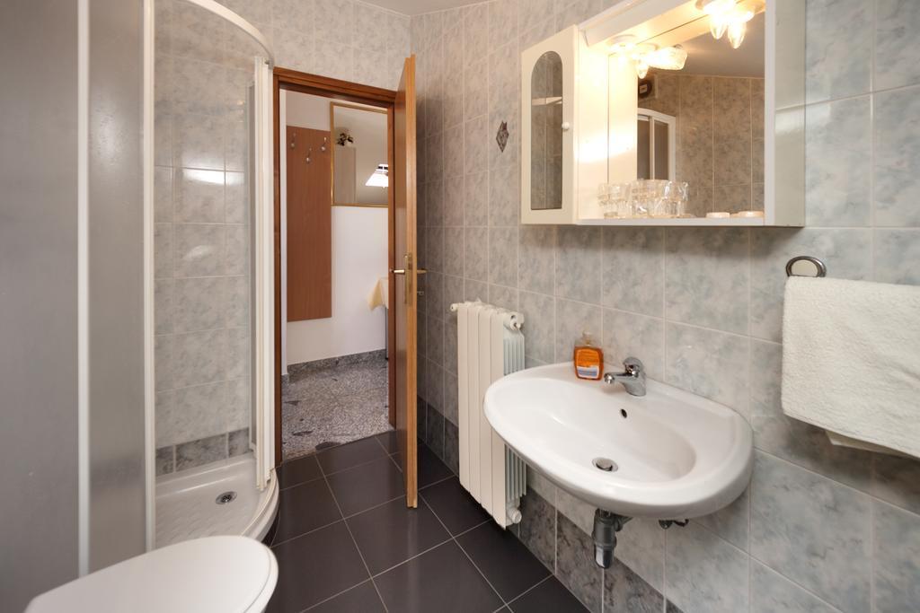 Apartments Prekalj ポレッチ 部屋 写真