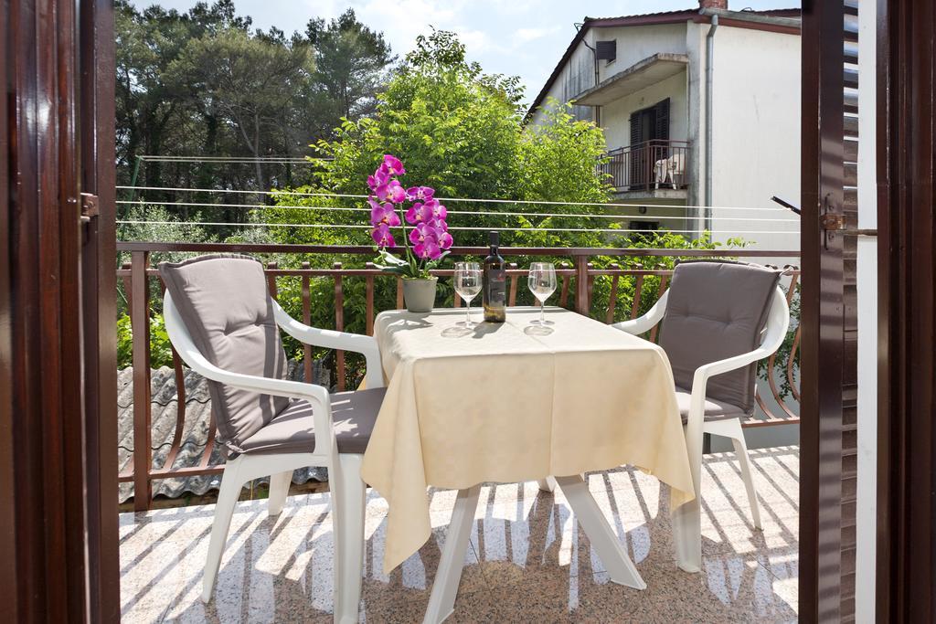 Apartments Prekalj ポレッチ エクステリア 写真