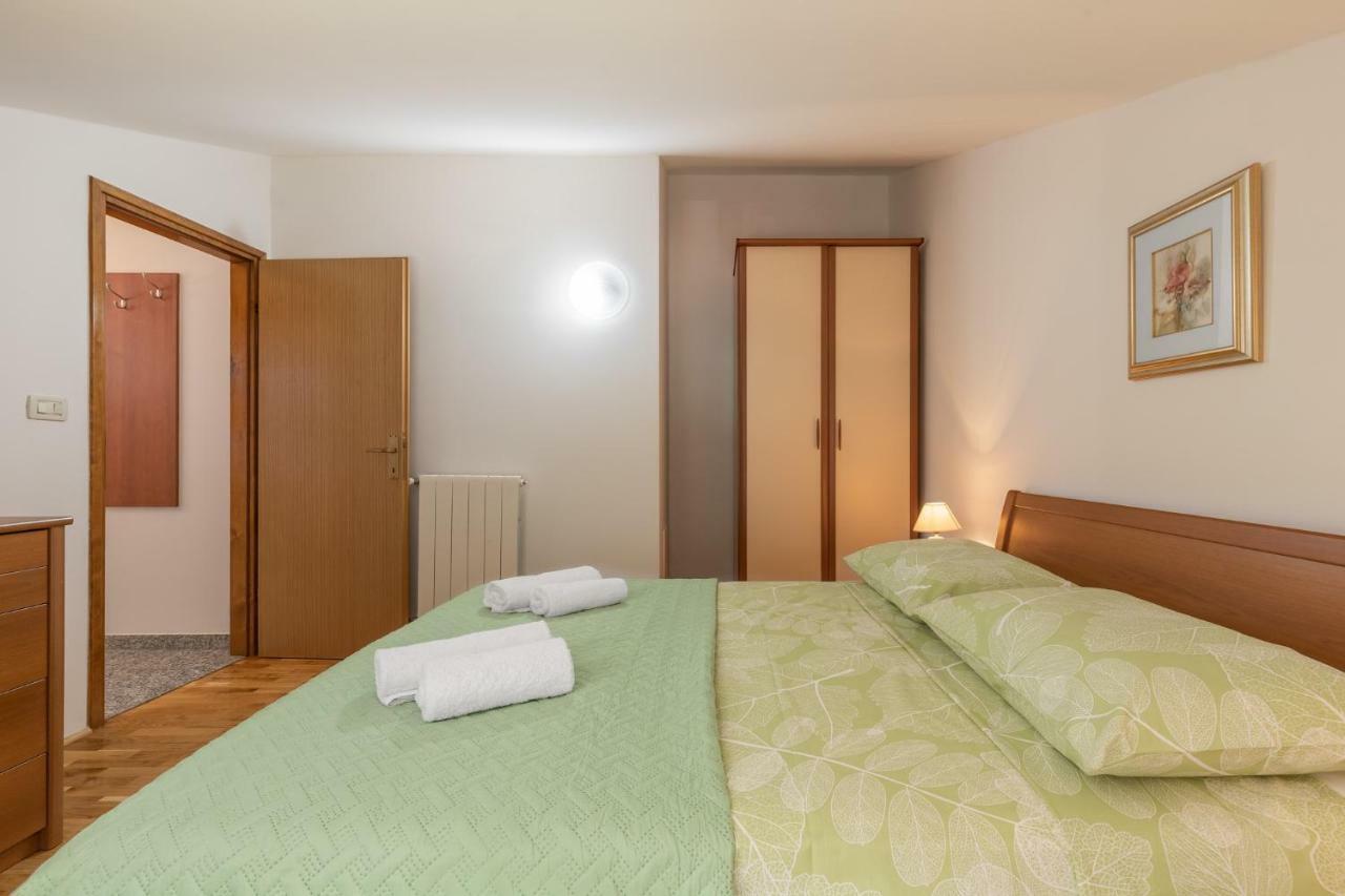 Apartments Prekalj ポレッチ エクステリア 写真