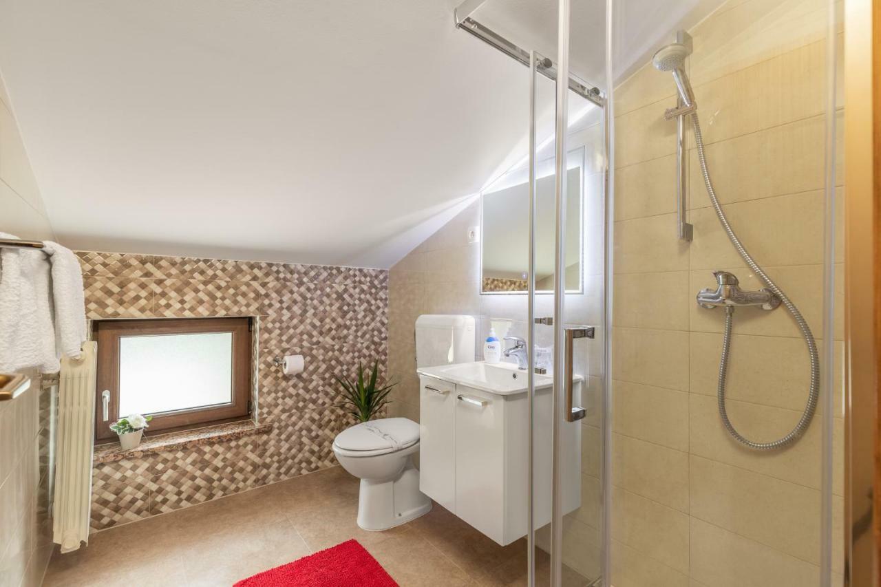 Apartments Prekalj ポレッチ エクステリア 写真